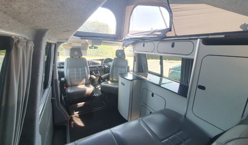 Volkswagen T6.1 SWB 2021 full