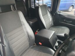 Land Rover Defender 110 XS full