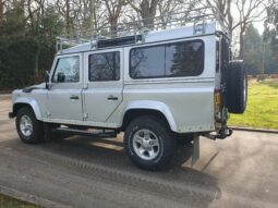 Land Rover Defender 110 XS full