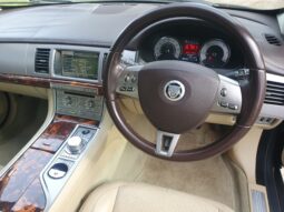 Jaguar XF 2.7 Premium Luxury full