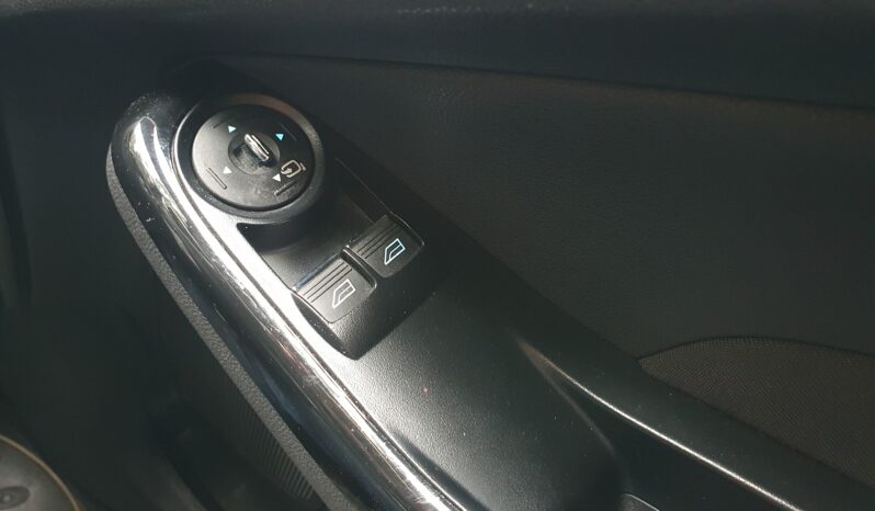 Ford Fiesta Zetec full
