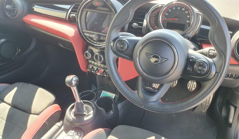 MINI Hatch 2.0 John Cooper Works full