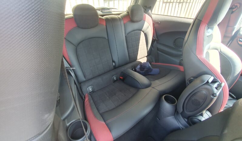 MINI Hatch 2.0 John Cooper Works full