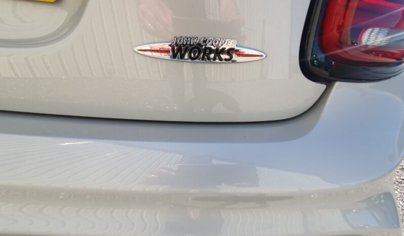MINI Hatch 2.0 John Cooper Works full