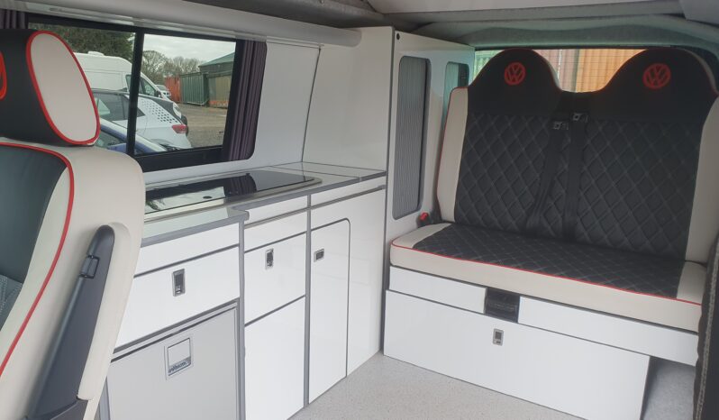 2015 VW T5.1 Campervan full