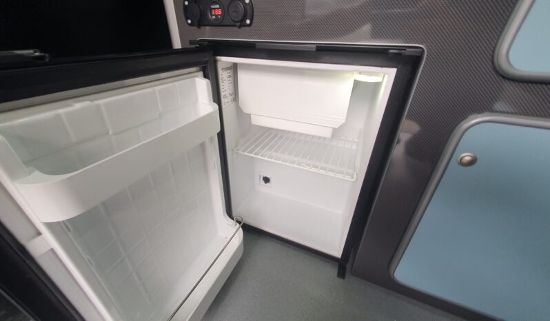 Volkswagen T6 Sportline full