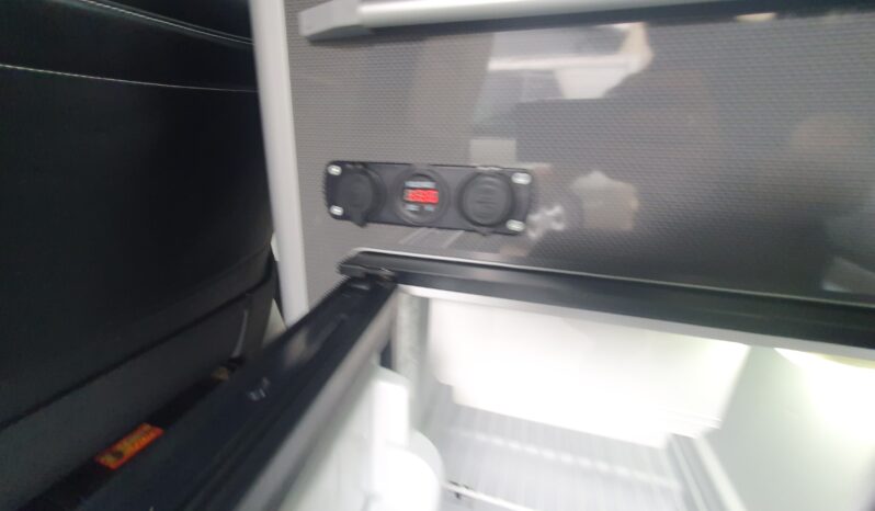 Volkswagen T6 Sportline full