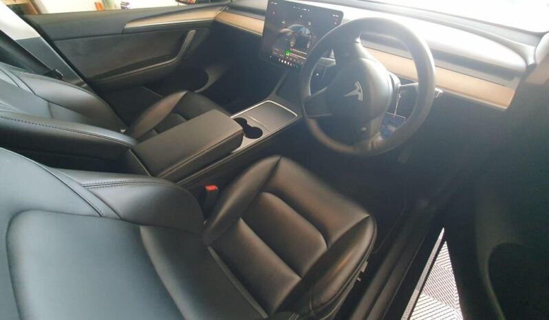 Tesla Model Y full