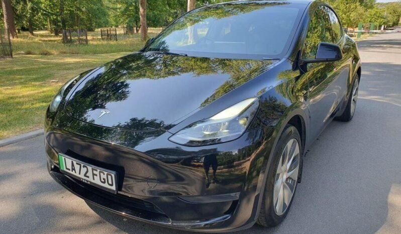 Tesla Model Y full