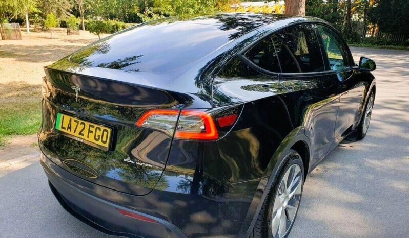 Tesla Model Y full